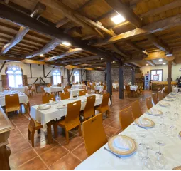 Restaurante con menú diario en El Bierzo con platos variados